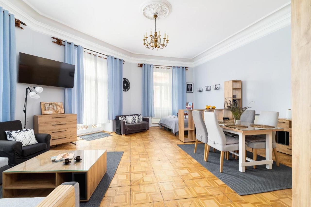 Podwale Apartment Uj Downtown Cracow By Noclegi Renters Kraków Zewnętrze zdjęcie