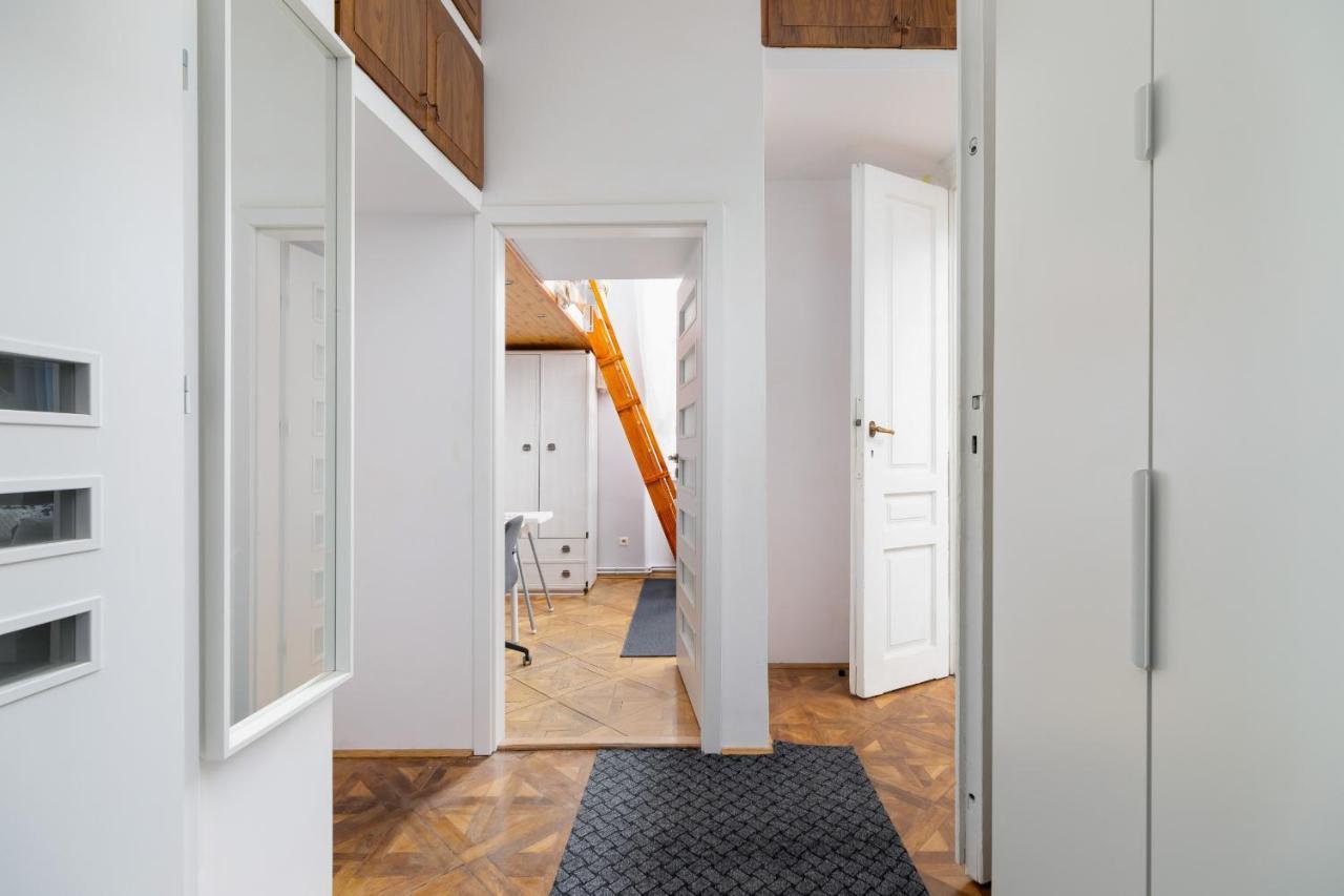 Podwale Apartment Uj Downtown Cracow By Noclegi Renters Kraków Zewnętrze zdjęcie