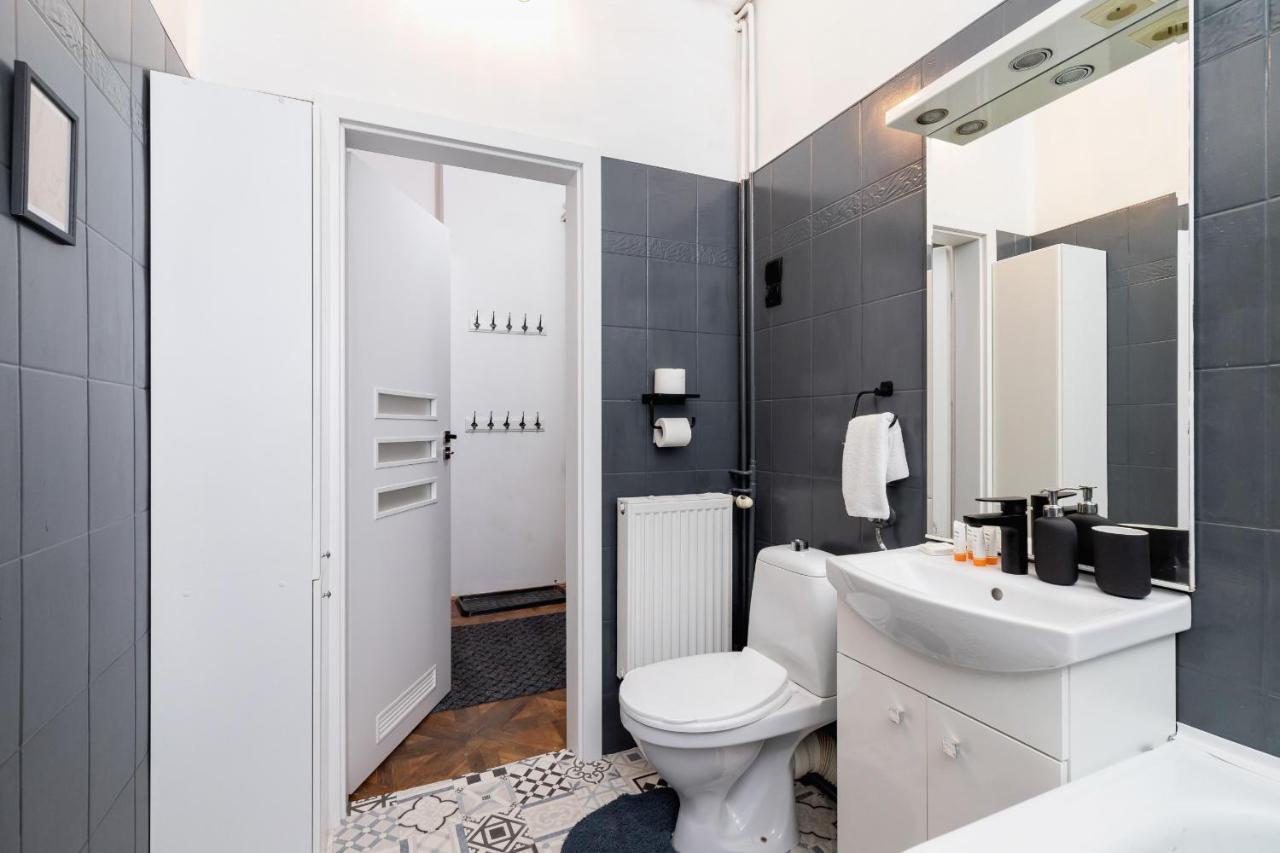 Podwale Apartment Uj Downtown Cracow By Noclegi Renters Kraków Zewnętrze zdjęcie