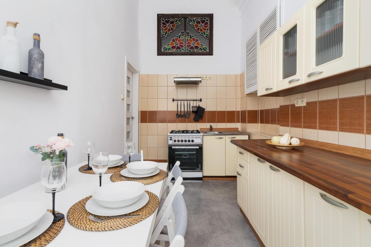 Podwale Apartment Uj Downtown Cracow By Noclegi Renters Kraków Zewnętrze zdjęcie